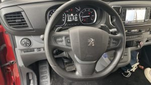 PEUGEOT Expert III 2019 rouge (20)