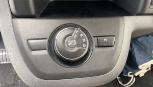 PEUGEOT Expert III 2019 rouge (25)