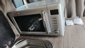 RENAULT TRAFIC ALL INSIDE VAN 2020 (14)