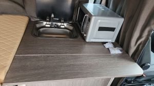 RENAULT TRAFIC ALL INSIDE VAN 2020 (18)