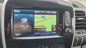 RENAULT TRAFIC ALL INSIDE VAN 2020 (21)