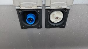 RENAULT TRAFIC ALL INSIDE VAN 2020 (36)