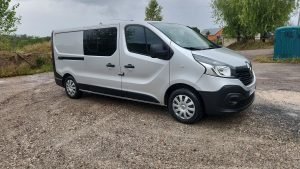 RENAULT TRAFIC ALL INSIDE VAN 2020 (8)