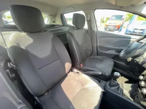 Renault Clio 2019 blanc (12)