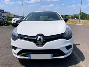 Renault Clio 2019 blanc (15)