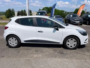 Renault Clio 2019 blanc (4)