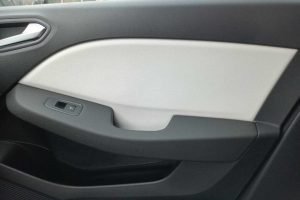 Renault Clio 2022 Noir (16)