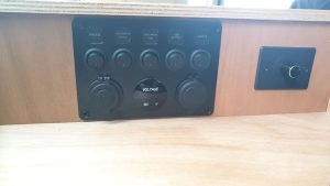 VOLKSWAGEN Transporter T6 L2H1 Combi (10)